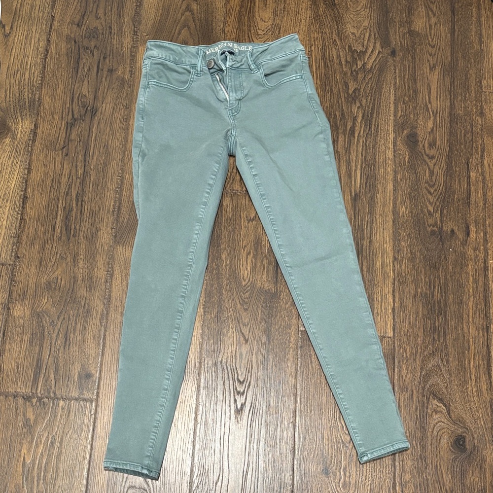 American Eagle Outfitters Women's Olive Skinny Jeans
